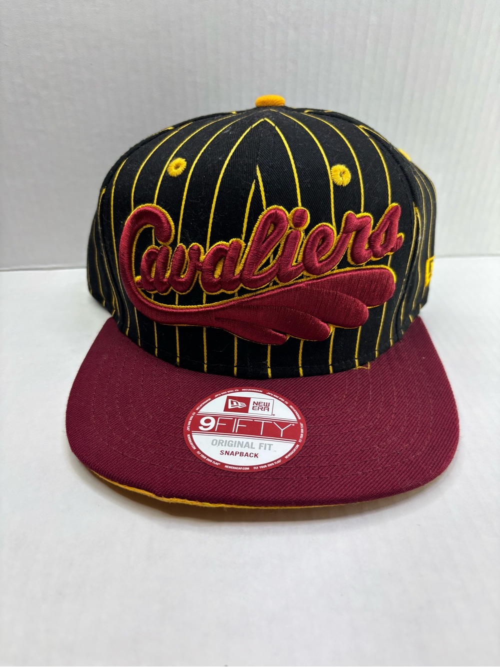 NBA Cleveland Cavaliers Snapback Cap Hat New Era 9FIFTY VGUC Pinstripe